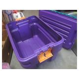 (EW2) Rubbermaid Sport Locker Stora...