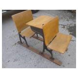 (UD3) Vintage 2-Seat School Desk...