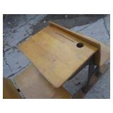 (UD3) Vintage 2-Seat School Desk...