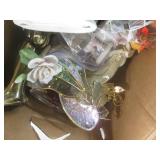 (A-3) Box of Assorted Small Decor /...