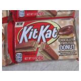 (B-1) 12 Kit Kat Chocolate Frosted ...