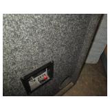 Cerwin-Vega V-15E Internal self-res...