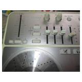 djay algoriddim Vestax for the peop...