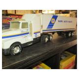Vintage metal Nylint NAPA Auto Part...