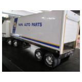 Vintage metal Nylint NAPA Auto Part...