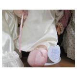 Assorted theme Precious Moments dol...