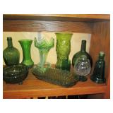 Huge collection of vintage glasswar...