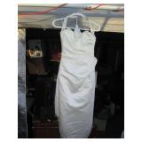 Off white Halter style Wedding dres...
