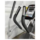 MSRP $10,000 SciFit SXT7000 Total Body Recumbent Elliptical Gym Workout Machine *425LB Weigh Capacity! Recently Removed Physical Therapy Clinic! Guaranteed To Work! *No Fit Key (Can Be Bought Online) 