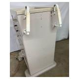 WOW MSRP $5000 Metro Basix Plus 6-Drawer Compact Medication Cart - Drawers Can Be Locked With Side Panel! Excellent Condition!