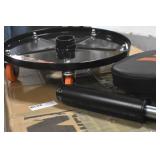 WEN 73012T 300-Pound Capacity Pneumatic Rolling Mechanic Stool