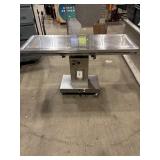 Metal medical table (589080)