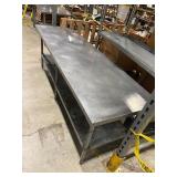 Metal table #5 (589103)