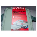 Pyrex Deep Portable 4-Piece Glass Baking Dish Set – Brand New + Additional Pyrex Glass Dish with Lid