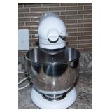 White KitchenAid Artisan Stand Mixer – Tested and Works