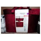 Brand New Bedding Sets – King, Queen, and Throw Pillow