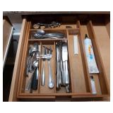 Drawer Contents & Drawer Organizers