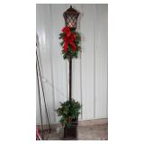Christmas Lamp Post