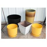 Set of 5 Plastic Planters