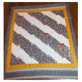 Vintage Quilt - Machine Stitched