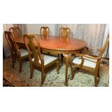 Thomasville Court Oak Oval Dining Table with 6 Chairs and 2 Leaves