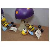 *2* Regal Art Metal Bee/Mushroom Garden Statues *2* Regal Art Metal Bee/Mushroom Garden Statues
