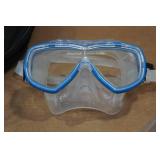 Cressi Adult Rondine Palau Fin Snorkel Set - Fin Size M/L Cressi Adult Rondine Palau Fin Snorkel Set - Fin Size M/L