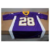 Vikings Adrian Peterson Jersey - XL Vikings Adrian Peterson Jersey - XL