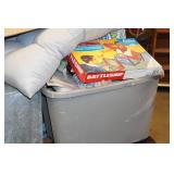 Pallet of Assorted - Microwave, Fishing Rods, Wood Clamps, Shampooer, Housewares Pallet of Assorted - Microwave, Fishing Rods, Wood Clamps, Shampooer, Housewares