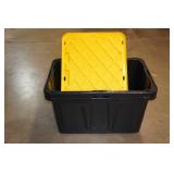 *2* 27 Gallon Plastic Totes *2* 27 Gallon Plastic Totes