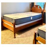 UL - Pair of Wooden Twin Bed Frames