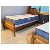 UL - Pair of Wooden Twin Bed Frames