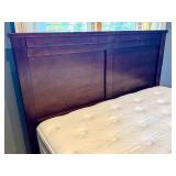 ML - Beautiful Queen Wooden Bed Frame with Headboard, Footboard