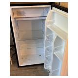 G - Galanz 3.3 cu ft Compact Refrigerator, Pre-Owned