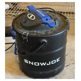 G - Snow Joe Ash Vacuum Cleaner in Good Used Condition