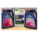 G - Lot of 4 Full Gallons Antifreeze Coolant Peak Red/Pink and NAPA Green