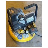 G - Campbell Hausfeld 4-Gallon Air Compressor WL504310AJ