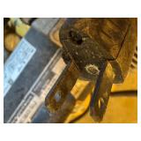 G - Campbell Hausfeld 4-Gallon Air Compressor WL504310AJ