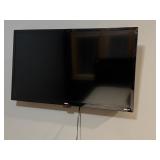 Onn. 31-Inch Roku Smart TV (No Remote, Wall Bracket Not Included)