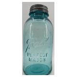 Set of 4 Vintage Ball Perfect Mason Blue Jars with Zinc Lids Set of 4 Vintage Ball Perfect Mason Blue Jars with Zinc Lids