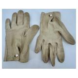 Vintage Scarf and Glove Collection Including Ponte Lira and Simetex Italy Vintage Scarf and Glove Collection Including Ponte Lira and Simetex Italy