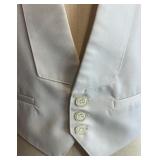 Oscar de la Renta Formal White Tuxedo Shirt and 2 matching Vests, Size 17/34 Oscar de la Renta Formal White Tuxedo Shirt and 2 matching Vests, Size 17/34