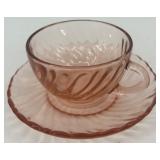 Arcoroc Hocking Pink Depression Glass Tea Set with Creamer, Sugar, 4 Cups and Saucers - Italy Arcoroc Hocking Pink Depression Glass Tea Set with Creamer, Sugar, 4 Cups and Saucers - Italy