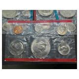 1974 and 1976 Bicentennial Uncirculated U.S. Mint Sets 25 Coins - Greysheet Wholesale Price $20.00 1974 and 1976 Bicentennial Uncirculated U.S. Mint Sets 25 Coins - Greysheet Wholesale Price $20.00
