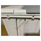 40L Dual Trash Can, Push top and Step top, Slow Close lid with Removable Bins, White Step N 40L Dual Trash Can, Push top and Step top, Slow Close lid with Removable Bins, White Step N