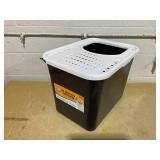 Arm & Hammer Premium Top Entry Litter Box with Filter to Clean Paws and Microban Arm & Hammer Premium Top Entry Litter Box with Filter to Clean Paws and Microban