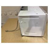 Vissani 1.7 cu. ft. 1000-Watt Over the Range Microwave in White Vissani 1.7 cu. ft. 1000-Watt Over the Range Microwave in White