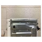 Emerson 0.9 Cu. Ft., 800W Retro White Microwave Oven with Grill Emerson 0.9 Cu. Ft., 800W Retro White Microwave Oven with Grill