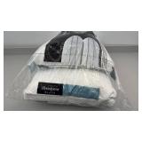 Beautyrest Black Cooling Pillows Standard/Queen 2-Pack Sealed