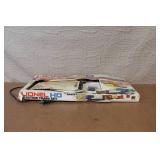 Lionel HO Gauge Electric Train Set Santa Fe Freight with Track and Accessories